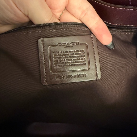 Coach Avenue Tote Raspberry/Metallic Raspberry/Light Gold - Picture 4 of 4